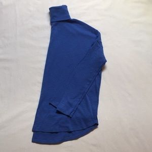 Blue turtle-neck